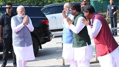 PM Modi was welcomed by Governor CP Radhakrishnan and Chief Minister Hemant Soren at the airport. (PTI) PM Modi was welcomed by Governor CP Radhakrishnan and Chief Minister Hemant Soren at the airport. (PTI)