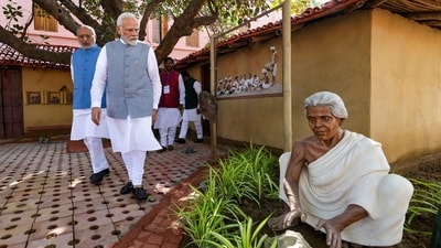 PM Modi during a visit to the Birsa Munda Museum on 'Janjatiya Gaurav Divas', in Ranchi on Wednesday. (PTI) PM Modi during a visit to the Birsa Munda Museum on 'Janjatiya Gaurav Divas', in Ranchi on Wednesday. (PTI)