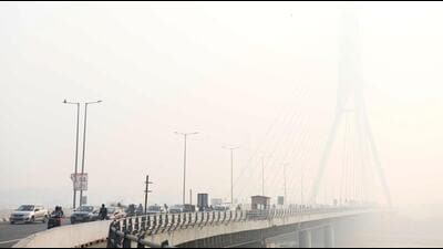 Since the Grap 4 norms were enforced on November 5, transport officials have penalised an average of 50 trucks daily and about 120 private vehicles that come under BS3 and BS4 categories, officials added. (Amit Sharma) Since the Grap 4 norms were enforced on November 5, transport officials have penalised an average of 50 trucks daily and about 120 private vehicles that come under BS3 and BS4 categories, officials added. (Amit Sharma)