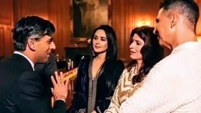 Preity Zinta, Twinkle Khanna and Akshay Kumar with UK PM.