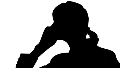 The woman caller was a former employee of the company. The woman caller was a former employee of the company.