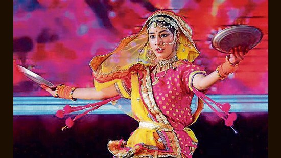 A student performing a solo dance during youth festival at vet varsity in Ludhiana. (Gurpreet Singh/HT)