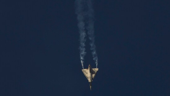 An Emirati Air Force Mirage 2000-9 fighter jet flies at the Dubai Air Show in Dubai, United Arab Emirates.(AP)