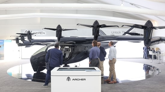 An Archer Aviation Inc. Midnight electric vertical take-off and landing (eVTOL) aircraft at the Dubai Air Show in Dubai, United Arab Emirates.(Bloomberg)