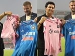 Sachin Tendulkar and David Beckham exchanged jerseys in an iconic swap. Sachin Tendulkar and David Beckham exchanged jerseys in an iconic swap.