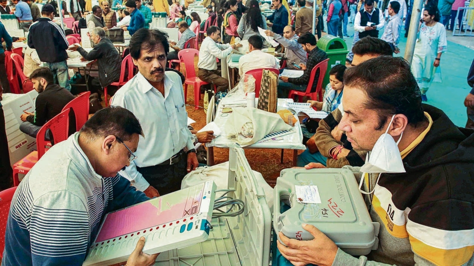 Caste survey pledge adds a new poll edge in Madhya Pradesh - Vimarsana News
