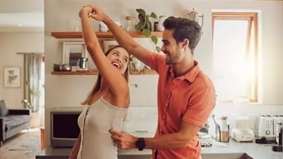 We should not expect our partner to understand our needs if we do not communicate with them clearly. We should have healthy communications. (Unsplash) We should not expect our partner to understand our needs if we do not communicate with them clearly. We should have healthy communications. (Unsplash)