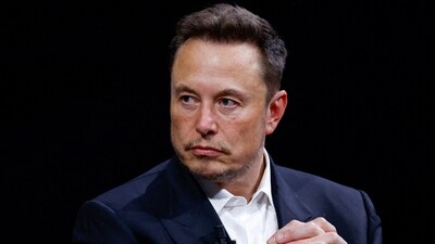 Elon Musk is being accused of promoting anti-Semitism on social media for agreeing to a comment that spoke about Jewish communities’ “hatred against whites (REUTERS/Gonzalo Fuentes/File Photo) (REUTERS)