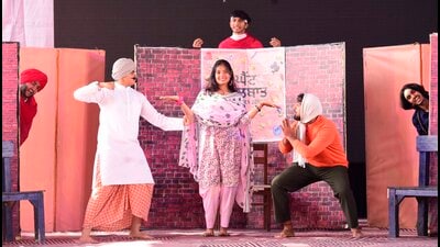 Students participating in play event in youth festival at vet varsity in Ludhiana. (HT PHOTO) Students participating in play event in youth festival at vet varsity in Ludhiana. (HT PHOTO)