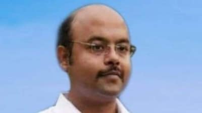 The video, captured on the sidelines of a public event, shows Yathindra instructing the person at the other end to provide a “list of only those recommended” (ANI) The video, captured on the sidelines of a public event, shows Yathindra instructing the person at the other end to provide a “list of only those recommended” (ANI)