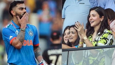 Virat Kohli blows a flying kiss to Anushka Sharma as she applauds his century during the semi-final match against New Zealand in the ICC Men's Cricket World Cup 2023. (ANI) Virat Kohli blows a flying kiss to Anushka Sharma as she applauds his century during the semi-final match against New Zealand in the ICC Men's Cricket World Cup 2023. (ANI)