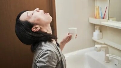When we gargle, we stimulate the vocal cords and create vibrations in the muscle fibres – this helps the stimulation of the vagus nerve.&nbsp; (Unsplash)