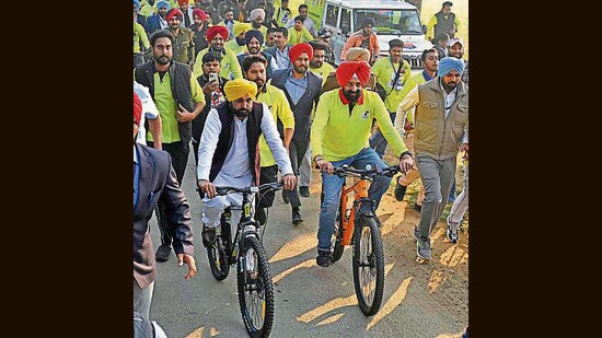 Punjab CM Bhagwant Mann during an anti-drug cycle rally in Ludhiana on Thursday. (Gurpreet Singh/HT)