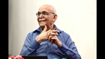 Born on August 15, 1933, at Sargodha in undivided Punjab, BN Goswamy completed much of his education in Hoshiarpur, where his father was posted as a judge. He moved to Chandigarh as professor of history after Panjab University moved here. (HT Photo) Born on August 15, 1933, at Sargodha in undivided Punjab, BN Goswamy completed much of his education in Hoshiarpur, where his father was posted as a judge. He moved to Chandigarh as professor of history after Panjab University moved here. (HT Photo)