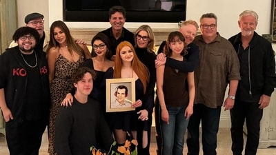 Jesse Tyler Ferguson shared some pictures from the reunion on his Instagram page and joked, “Nearly perfect @modernfamily reunion. We even had our two dads Chris Lloyd & Steve Levitan there!” Jesse Tyler Ferguson shared some pictures from the reunion on his Instagram page and joked, “Nearly perfect @modernfamily reunion. We even had our two dads Chris Lloyd & Steve Levitan there!”