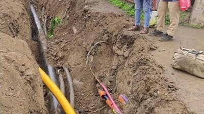 The Bengaluru power supply company schedules disruptions often during the weekends when the load on the grid is significantly lighter. (HT) The Bengaluru power supply company schedules disruptions often during the weekends when the load on the grid is significantly lighter. (HT)