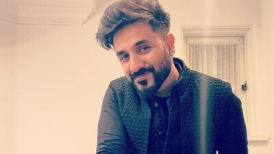 Vir Das has penned a note after comedian Jimmy Kimmel was confirmed as Oscars host. (HT_PRINT) Vir Das has penned a note after comedian Jimmy Kimmel was confirmed as Oscars host. (HT_PRINT)