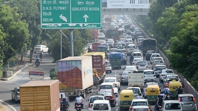 Stage IV of the Graded Response Action Plan (GRAP) prohibited all medium and heavy goods vehicles not involved in essential services. (Sunil Ghosh / Hindustan Times) Stage IV of the Graded Response Action Plan (GRAP) prohibited all medium and heavy goods vehicles not involved in essential services. (Sunil Ghosh / Hindustan Times)
