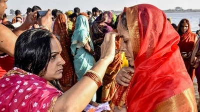 According to the tradition, married women should apply vermillion on each other after performing the rituals of Chhath Puja. (ANI Photo) According to the tradition, married women should apply vermillion on each other after performing the rituals of Chhath Puja. (ANI Photo)