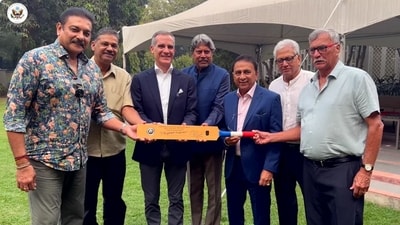 US ambassador Eric Garcetti presented a signed cricket bat to legendary cricketers who were a part of the team that lifted the trophy for the first time. (X/@USAmbIndia) US ambassador Eric Garcetti presented a signed cricket bat to legendary cricketers who were a part of the team that lifted the trophy for the first time. (X/@USAmbIndia)