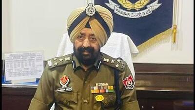 Commissioner of police Mandeep Singh Sidhu on Sunday suspended sub-inspector Gurshinder Kaur, SHO at Model Town police station, for ‘poor performance’ in tackling the crime in her area and ordered a departmental inquiry against her. (HT Photo) Commissioner of police Mandeep Singh Sidhu on Sunday suspended sub-inspector Gurshinder Kaur, SHO at Model Town police station, for ‘poor performance’ in tackling the crime in her area and ordered a departmental inquiry against her. (HT Photo)