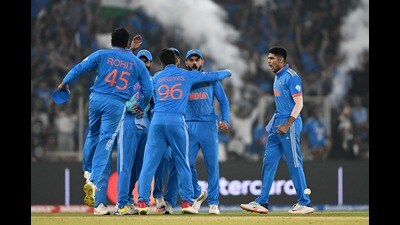 India's players celebrate after the dismissal of Australia's David Warner at the Narendra Modi Stadium in Ahmedabad on Sunday. (AFP) India's players celebrate after the dismissal of Australia's David Warner at the Narendra Modi Stadium in Ahmedabad on Sunday. (AFP)