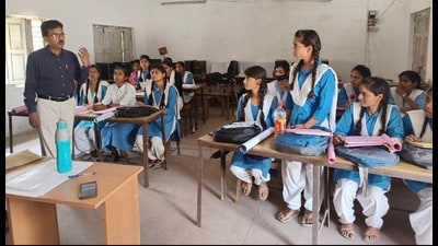 Students studying at a government secondary school in Prayagraj (HT Photo)