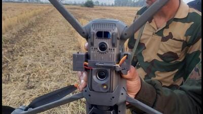 The drone was recovered in Wan village of Tarn Taran district in Punjab on November 18 (HT Photo) The drone was recovered in Wan village of Tarn Taran district in Punjab on November 18 (HT Photo)