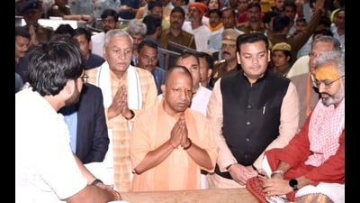 The report concludes with a captioned photo of CM Yogi in Mathura ahead of PM Modi’s visit. (HT Photo) The report concludes with a captioned photo of CM Yogi in Mathura ahead of PM Modi’s visit. (HT Photo)