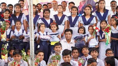 Well-known cardiologist to transform village school into smart school Well-known cardiologist to transform village school into smart school
