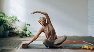 When we are in the state of feeling frozen, stuck or numb, we feel that it can be very hard to take action or change how we feel. However, physical movement can help us to feel unstuck. "When we feel stuck in an emotion, a mind-body state or a specific energy in our system, we can offer our body some gentle guidance to help it move. Movement doesn’t have to be exercise, or moving our body in big ways, in fact sometimes the subtle movement we offer our body can take us much further," wrote Therapist Alexis Florentina Borja. Ere are a few ways by which we can get unstuck through movement. (Unsplash) When we are in the state of feeling frozen, stuck or numb, we feel that it can be very hard to take action or change how we feel. However, physical movement can help us to feel unstuck. "When we feel stuck in an emotion, a mind-body state or a specific energy in our system, we can offer our body some gentle guidance to help it move. Movement doesn’t have to be exercise, or moving our body in big ways, in fact sometimes the subtle movement we offer our body can take us much further," wrote Therapist Alexis Florentina Borja. Ere are a few ways by which we can get unstuck through movement. (Unsplash)