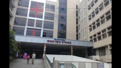 As per the terms of the agreement, the trust had to provide facility with 12 dialysis machines, but only three units were functional most of the time leaving patients to wait for long period at the centre or look for other options. (HT PHOTO) As per the terms of the agreement, the trust had to provide facility with 12 dialysis machines, but only three units were functional most of the time leaving patients to wait for long period at the centre or look for other options. (HT PHOTO)