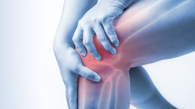 According to health experts, exercise is one of the best treatments for knee osteoarthritis as it can reduce pain, improve your ability to do everyday activities, and increase your quality of life. A mix of strength, overall fitness (aerobic) and flexibility exercises may be best. In an interview with Zarafshan Shiraz of HT Lifestyle, Dr (Lt. Col) Pawan K Gupta, President – Medical and Regulatory Affairs at Stempeutics Research, suggested some exercises that can help strengthen the knees and alleviate knee osteoarthritis - (Twitter/JWatch) According to health experts, exercise is one of the best treatments for knee osteoarthritis as it can reduce pain, improve your ability to do everyday activities, and increase your quality of life. A mix of strength, overall fitness (aerobic) and flexibility exercises may be best. In an interview with Zarafshan Shiraz of HT Lifestyle, Dr (Lt. Col) Pawan K Gupta, President – Medical and Regulatory Affairs at Stempeutics Research, suggested some exercises that can help strengthen the knees and alleviate knee osteoarthritis - (Twitter/JWatch)