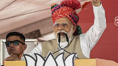 Prime Minister Narendra Modi addresses a public meeting in poll-bound Rajasthan’s Pali on Monday. (PTI) Prime Minister Narendra Modi addresses a public meeting in poll-bound Rajasthan’s Pali on Monday. (PTI)