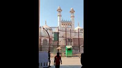 Subhash Nandan Chaturvedi, the counsel for the plaintiff, said, “An objection has been filed in the Varanasi district court against the application filed by advocate Vijay Shankar Rastogi for becoming a party in the civil suit.” (File)