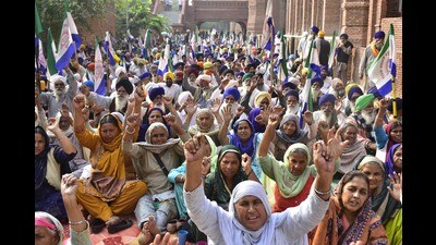 The call for the four-hour protest was given by the Samyukt Kisan Morcha (non-political) and 18 other farmer bodies. (Sameer Sehgal/HT) The call for the four-hour protest was given by the Samyukt Kisan Morcha (non-political) and 18 other farmer bodies. (Sameer Sehgal/HT)