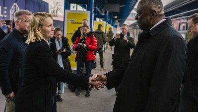 Russia-Ukraine War: US Secretary of Defense Lloyd Austin is welcomed as he arrives in Kyiv, Ukraine. (Reuters)