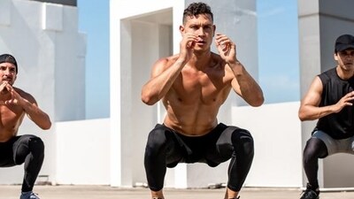5. Strength training: Strength training can help build muscle mass and improve overall strength, which can reduce pain and improve mobility in people with knee osteoarthritis. (Shutterstock) 5. Strength training: Strength training can help build muscle mass and improve overall strength, which can reduce pain and improve mobility in people with knee osteoarthritis. (Shutterstock)