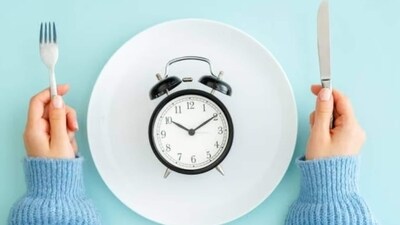 Intermittent fasting is when you eat during a specific time window while fasting for the rest. This leads to a metabolic switch that helps in burning fat. Research says the diet plan can also reduce inflammatory markers and lower cholesterol. Nutritionist Karishma Shah on many benefits of intermittent fasting. (istockphoto) Intermittent fasting is when you eat during a specific time window while fasting for the rest. This leads to a metabolic switch that helps in burning fat. Research says the diet plan can also reduce inflammatory markers and lower cholesterol. Nutritionist Karishma Shah on many benefits of intermittent fasting. (istockphoto)