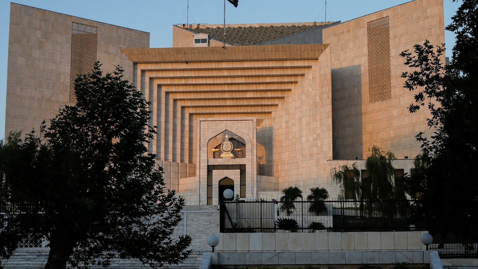 Pakistan chief justice bans word 'sahib' for government officials. Here's why | World News - Vimarsana News