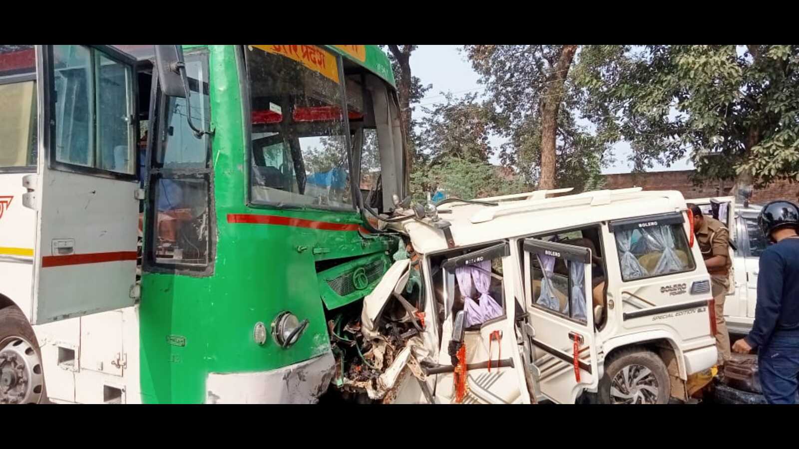 Five die as SUV collides with bus in U.P.'s Chitrakoot - Vimarsana News