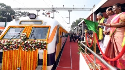 President Droupadi Murmu flags off the three new trains, namely Badampahar-Tatanagar MEMU, Badampahar-Rourkela Weekly Express and Badampahar-Shalimar Weekly Express, from Badampahar Railway Station in the presence of Union Railways Minister Ashwini Vaishnaw and Odisha Governor Raghubar Das, on Tuesday. (President of India-X) President Droupadi Murmu flags off the three new trains, namely Badampahar-Tatanagar MEMU, Badampahar-Rourkela Weekly Express and Badampahar-Shalimar Weekly Express, from Badampahar Railway Station in the presence of Union Railways Minister Ashwini Vaishnaw and Odisha Governor Raghubar Das, on Tuesday. (President of India-X)