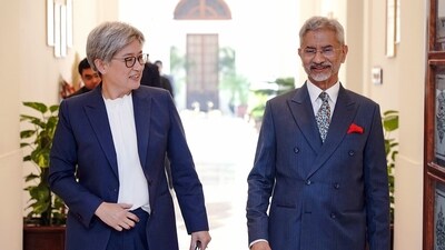 External Affairs Minister S Jaishankar meets with Australian Foreign Minister Senator Penny Wong in Delhi (ANI) External Affairs Minister S Jaishankar meets with Australian Foreign Minister Senator Penny Wong in Delhi (ANI)