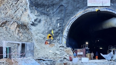 The meals were sent through a 6-inch-(15.24 cm) pipe pushed through the rubble late Monday, said Deepa Gaur, a government spokesperson.&nbsp; (REUTERS)