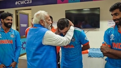 Prime Minister Narendra Modi consoles an emotional Mohammed Shami during his meeting with the Men In Blue in their dressing room after India's 6-wicket loss to Australia in the ICC Men's Cricket World Cup 2023 final. (PMO/X) Prime Minister Narendra Modi consoles an emotional Mohammed Shami during his meeting with the Men In Blue in their dressing room after India's 6-wicket loss to Australia in the ICC Men's Cricket World Cup 2023 final. (PMO/X)