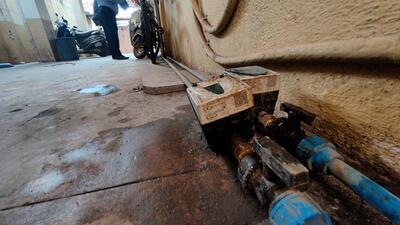 With residents reluctant to let PMC install automatic water meters under 24x7 water supply scheme, the civic body has decided to get police help. (HT FILE) With residents reluctant to let PMC install automatic water meters under 24x7 water supply scheme, the civic body has decided to get police help. (HT FILE)
