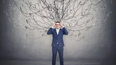 We have the tendency to magnify the small issues – this further makes us distressed and overwhelmed and we feel frustrated. (Unsplash) We have the tendency to magnify the small issues – this further makes us distressed and overwhelmed and we feel frustrated. (Unsplash)