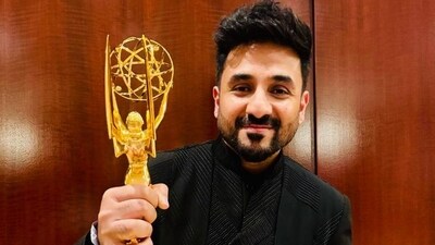 Vir Das poses with his award at International Emmy Awards 2023. Vir Das poses with his award at International Emmy Awards 2023.