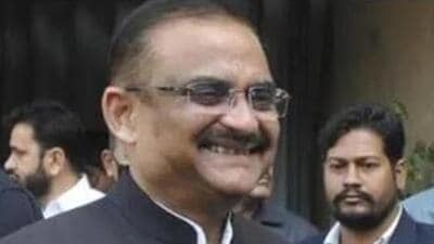 The Haryana government has appointed financial commissioner, revenue, TVSN Prasad to conduct a fact-finding inquiry into a series of complaints made by 1991-batch IAS officer Ashok Khemka and his IAS colleague, Sanjeev Verma of 2004 batch against each other. (HT File Photo) The Haryana government has appointed financial commissioner, revenue, TVSN Prasad to conduct a fact-finding inquiry into a series of complaints made by 1991-batch IAS officer Ashok Khemka and his IAS colleague, Sanjeev Verma of 2004 batch against each other. (HT File Photo)