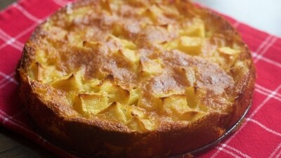 Apple pie: The soft, sweet, spicy, and melt-in-mouth apple pie is one of the healthy treats you can add to the Thanksgiving spread. All you have to do it to slice apples, toss them with sugar and spices, place a pie crust, cover them with another crust, and bake until they are golden brown. (Pixabay) Apple pie: The soft, sweet, spicy, and melt-in-mouth apple pie is one of the healthy treats you can add to the Thanksgiving spread. All you have to do it to slice apples, toss them with sugar and spices, place a pie crust, cover them with another crust, and bake until they are golden brown. (Pixabay)